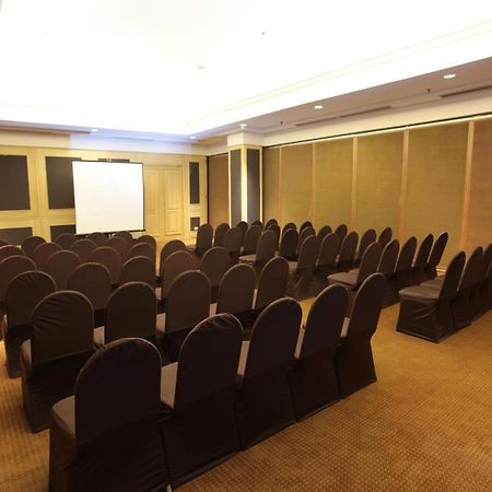 Summit Circle Cebu - Quarantine Hotel Kültér fotó