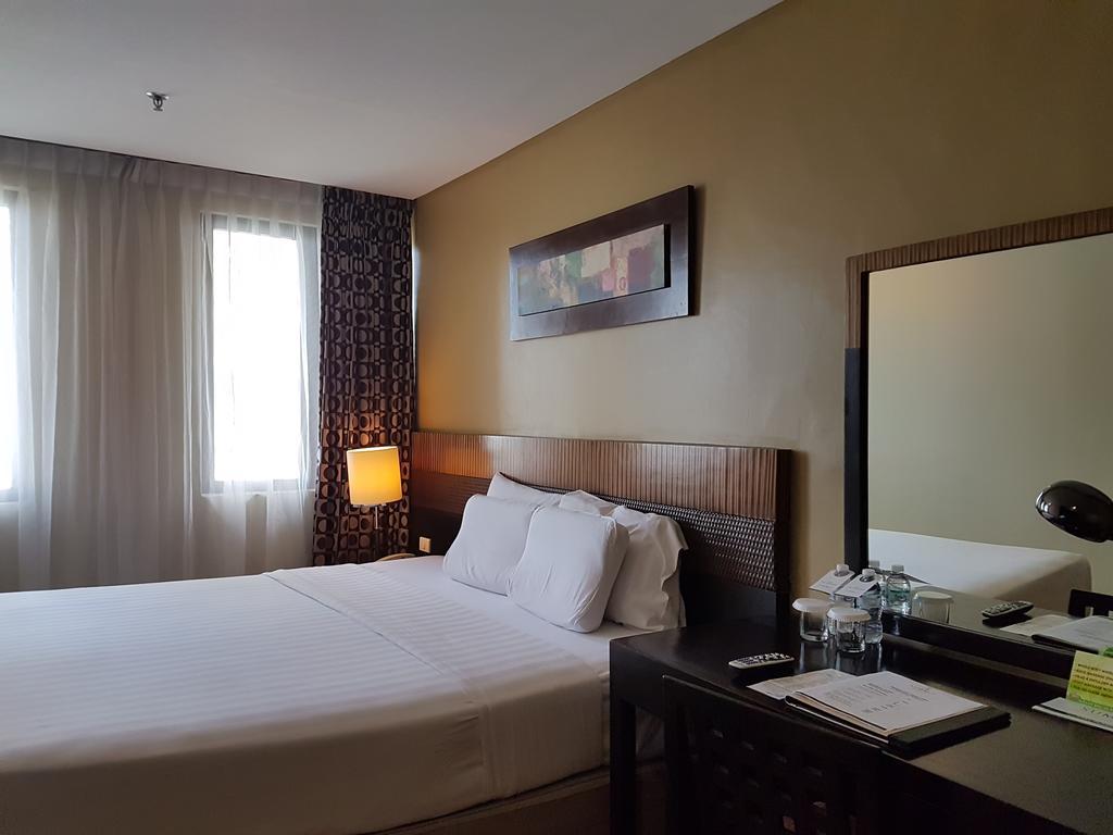 Summit Circle Cebu - Quarantine Hotel Kültér fotó