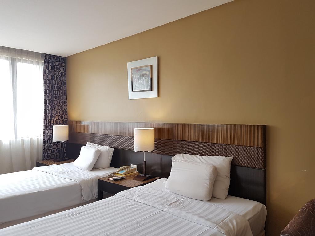 Summit Circle Cebu - Quarantine Hotel Kültér fotó