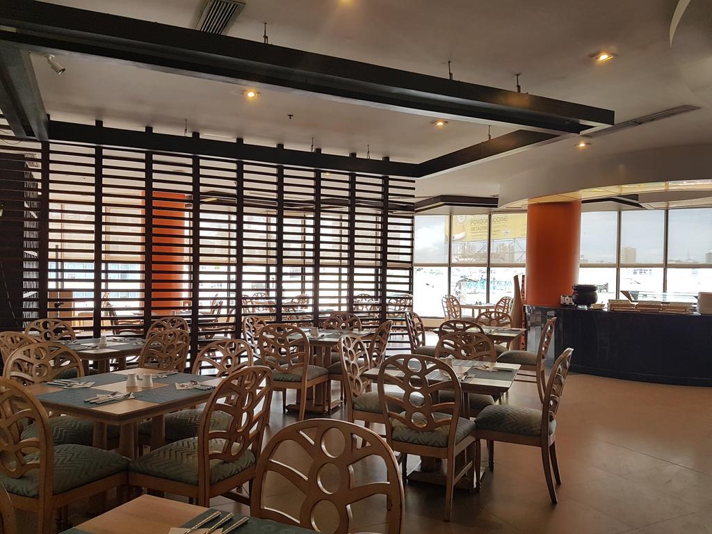 Summit Circle Cebu - Quarantine Hotel Kültér fotó