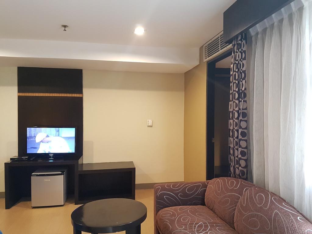 Summit Circle Cebu - Quarantine Hotel Kültér fotó